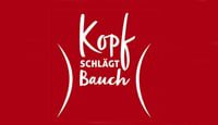 Kopf schlägt Bauch